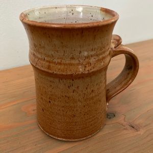 Pottery mug